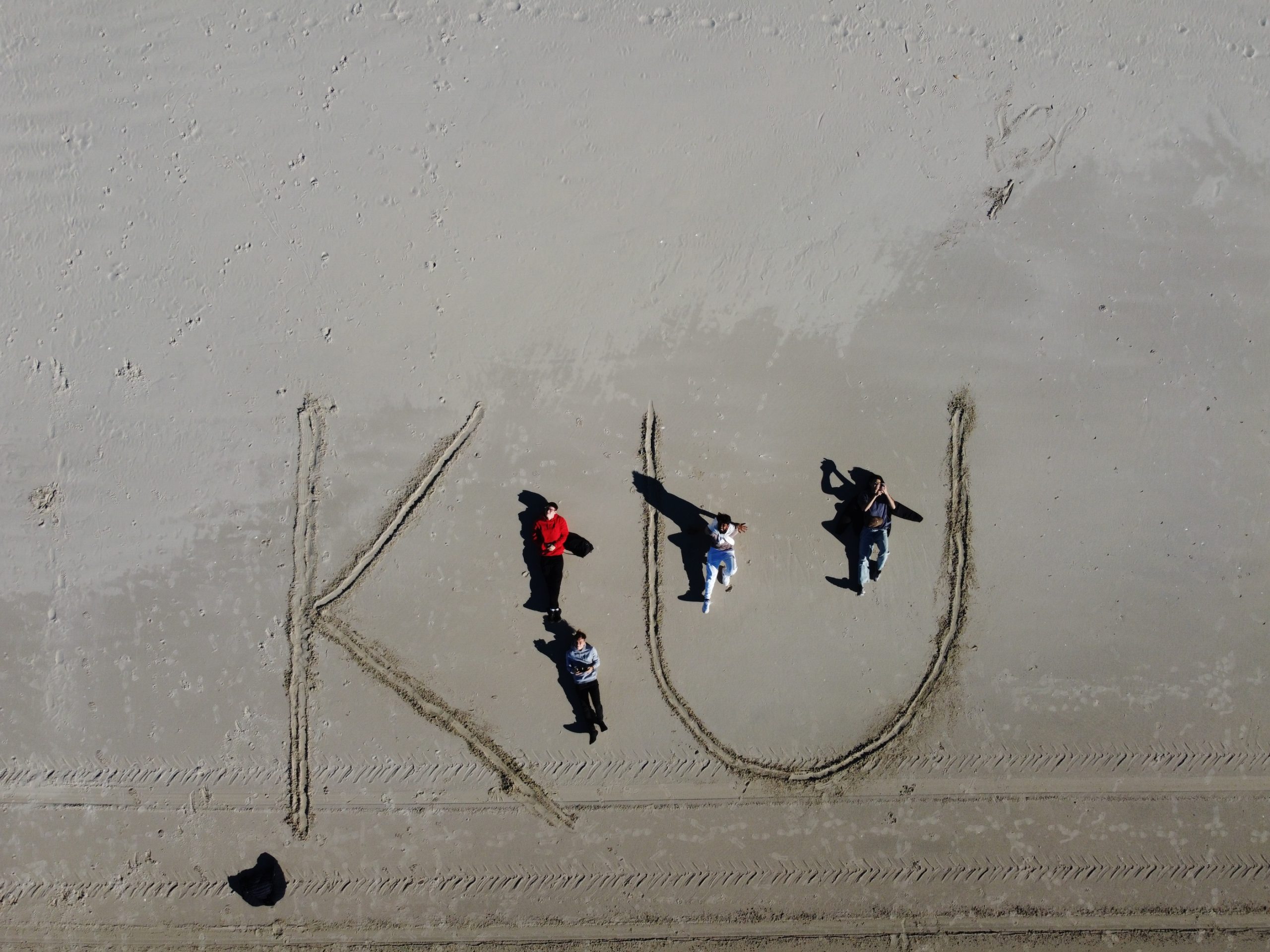 KU: Etched in the Sands, Carried by the Tides